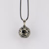 Bola spirales noires